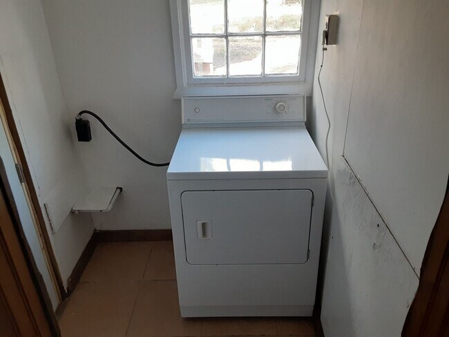 Photo - 2 Bedroom 1 Bathroom House