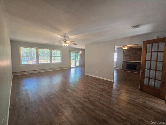 Photo - 2951 Hill Dr