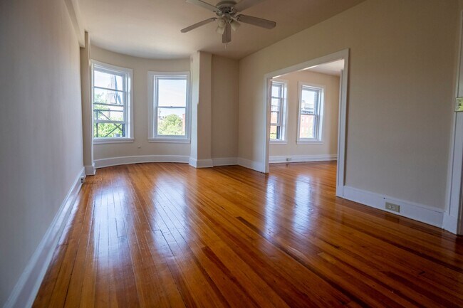 Photo - 1631 Park Ave