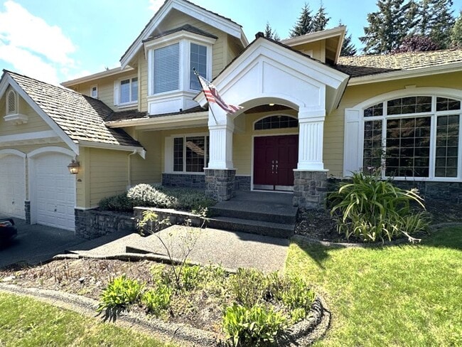 Building Photo - Luxury living in Gig Harbor!