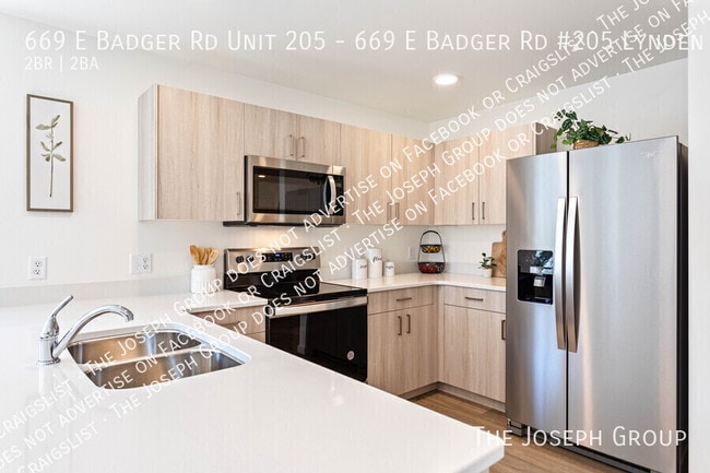 Photo - 669 E Badger Rd Unit 669 E Badger Rd #205 Lynden