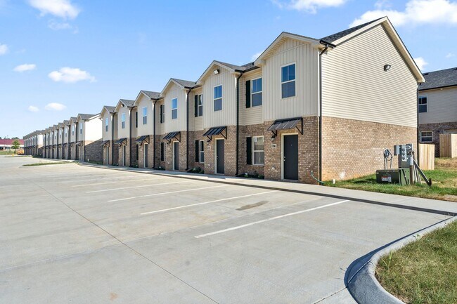 Building Photo - 360 Luxury Townhomes