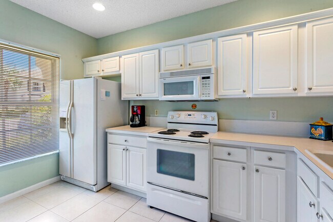 Photo - 4976 Palmbrooke Cir