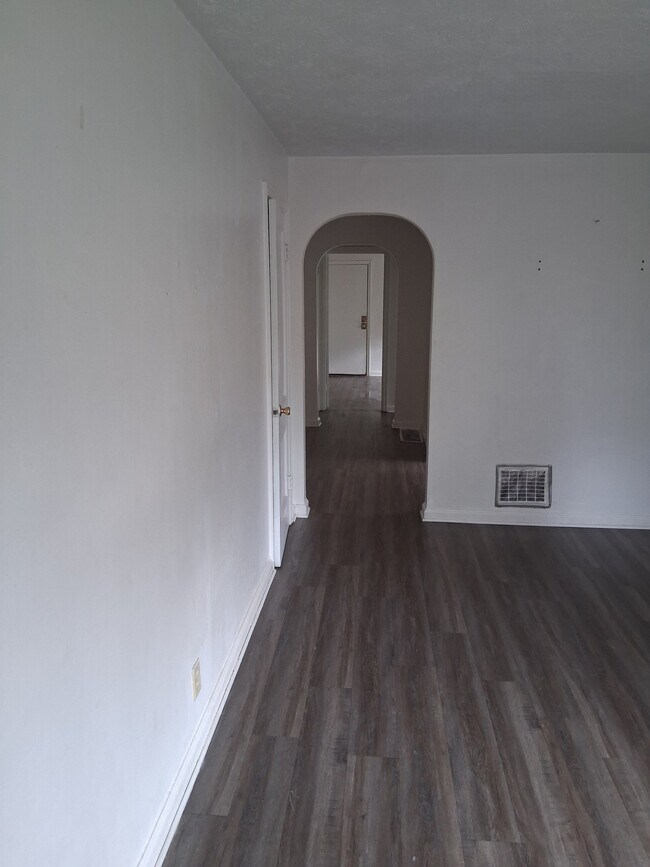 Photo - 644 Redwood Ave