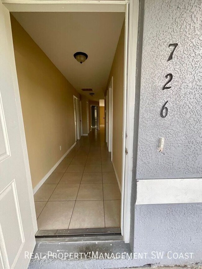 Photo - 726 Harold Ave S