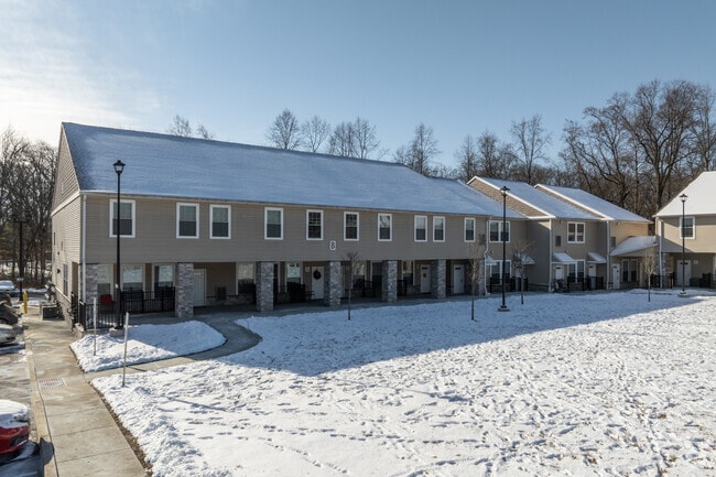 Photo - Mount Laurel Manor Apartments
