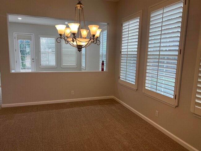 Photo - 2133 Watercress Pl