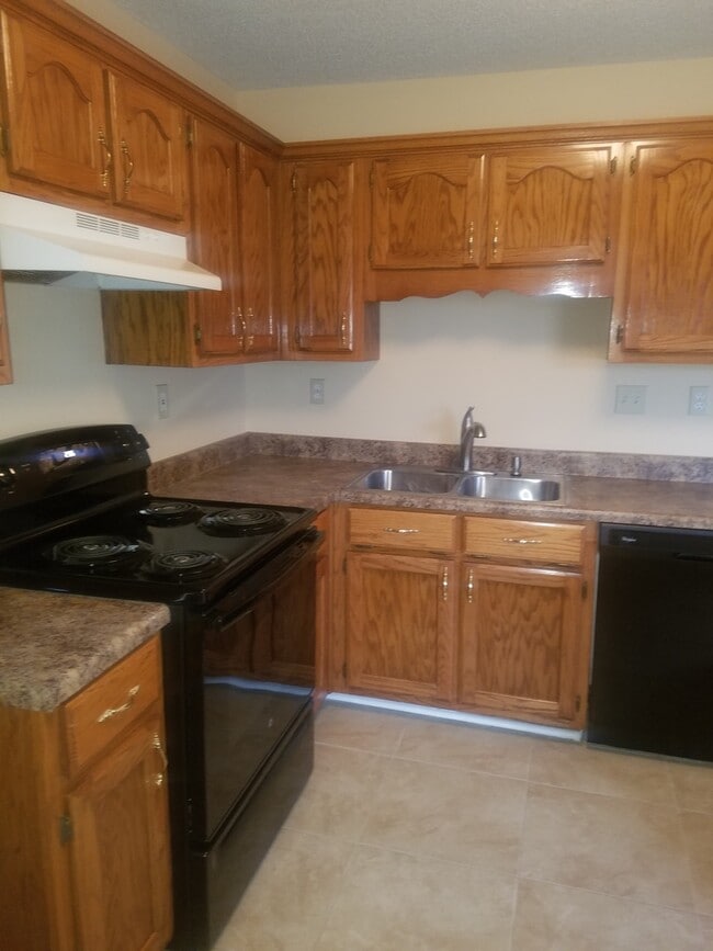 Photo - 4 Success is now offering this spacious 3 ...