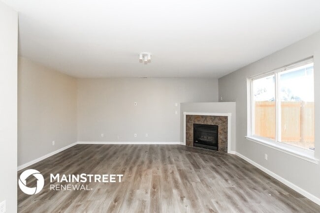 Photo - 20112 12th Ave E