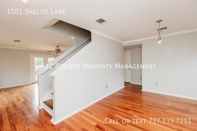 Photo - 1101 Sheltie Ln