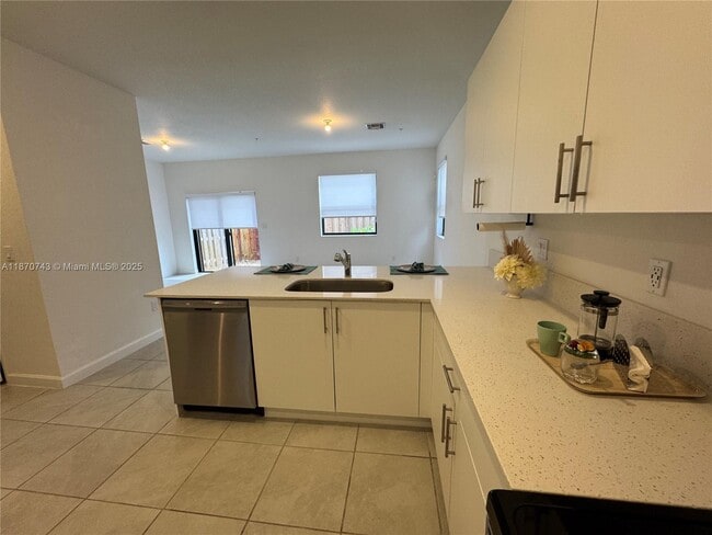 Photo - 267 SW 159th Dr