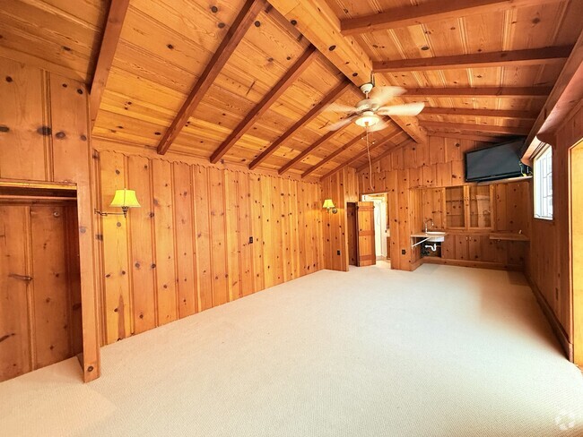 Building Photo - 619 W Cypress Ave Rental