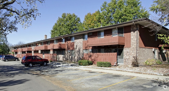 Riverwood Apartments - Riverwood Apartments