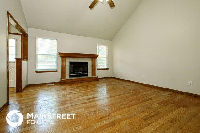 Building Photo - 633 SW Nelson Dr Rental