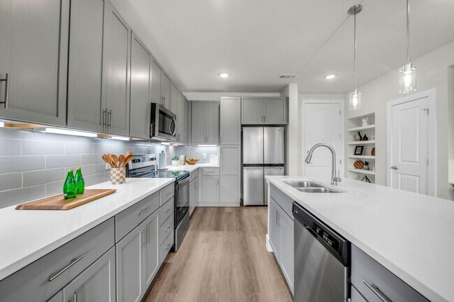 Photo - 2111 N Austin Ave Unit A1