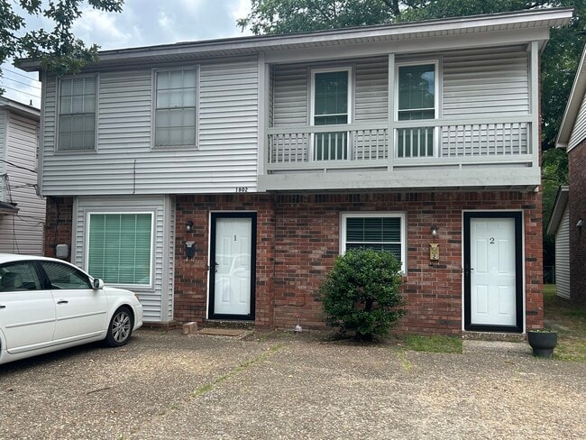 Unit 2 on the right - 1802 Alden Ln Unit 2 Rental