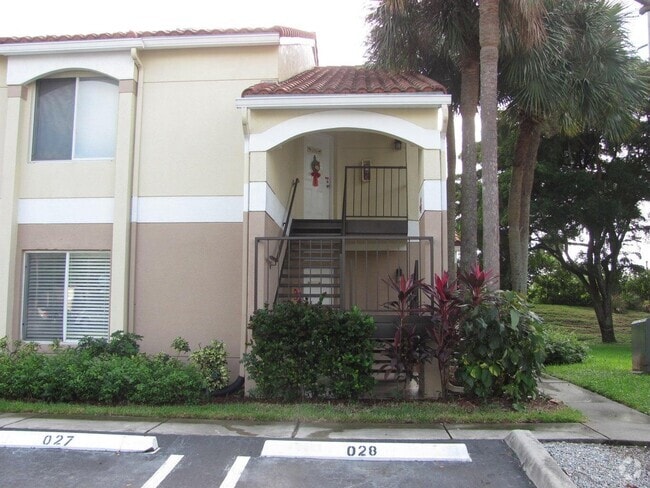 Building Photo - 815 Boynton Beach Blvd Unit 2-106 Rental