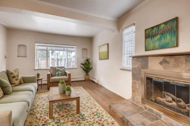 Photo - 3825 E 2nd Ave