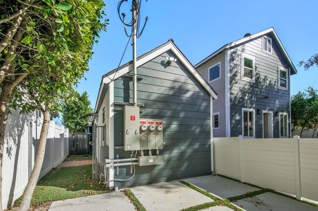 Photo - 6134 Fair Ave