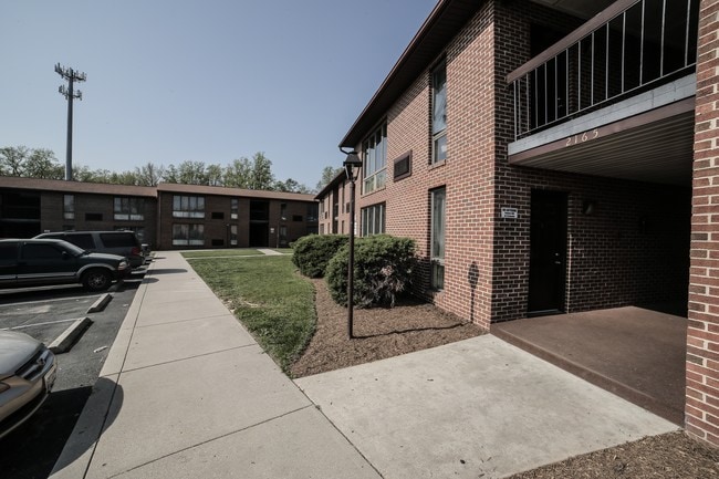 Building Photo - JSB Apartments