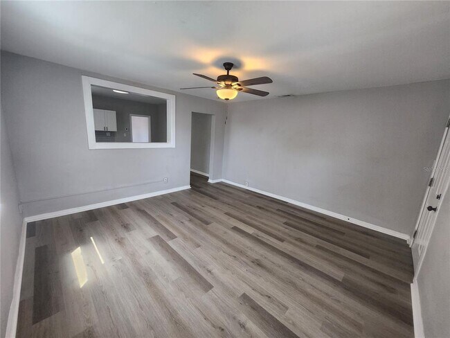 Photo - 2406 E Clark St