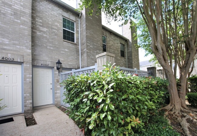 Building Photo - 6000 Reims Rd