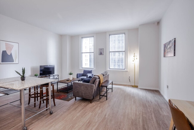 Photo - 9-JAN-JAN E 4th St Unidad ID1223712P