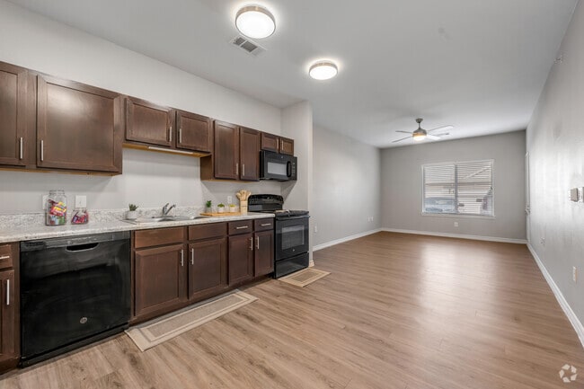 Building Photo - Forestwood Rental