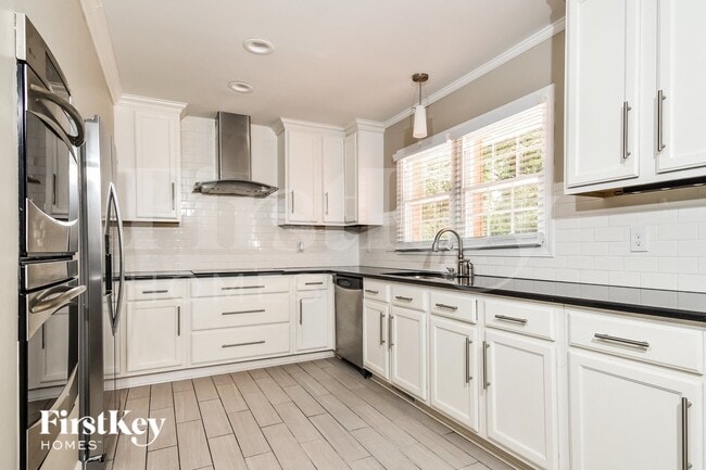 106 Brookberry Dr
