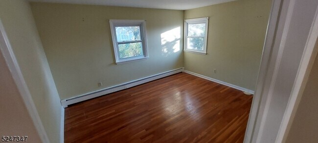 Photo - 229 Carnegie Pl