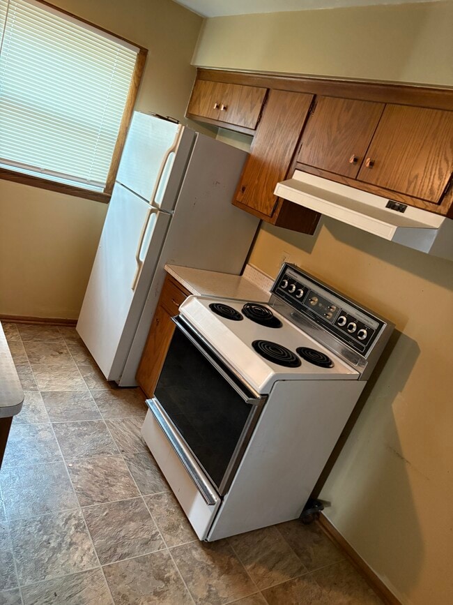 Kitchen area - 5124 N 106th St