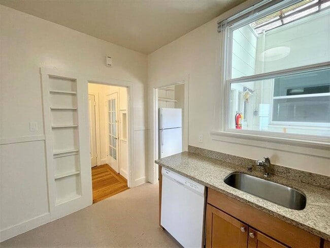 Photo - 4044-4050 Geary Boulevard (601rc) Unit 2