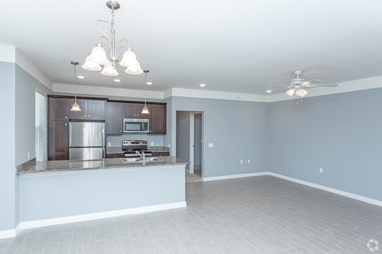 Annsbury East Apartments Shelby Township, MI