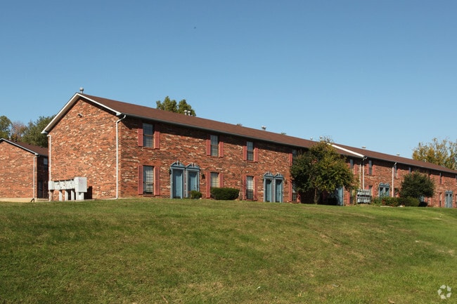 Building Photo - Rosewood Manor Rental