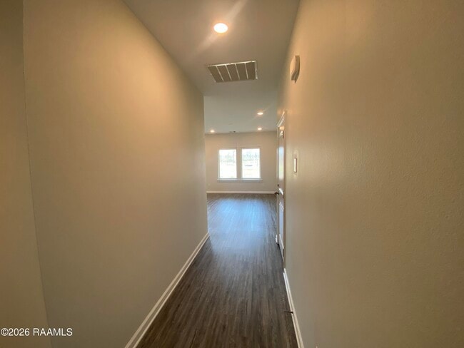 Photo - 15819 Olive Grv Dr