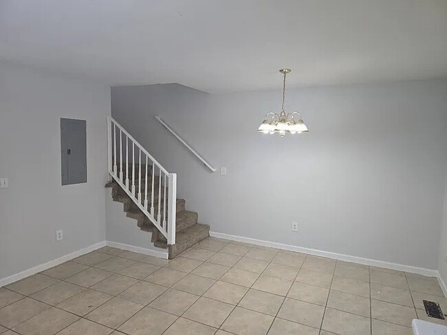 Photo - 3 Bedroom 2.5 Bathroom