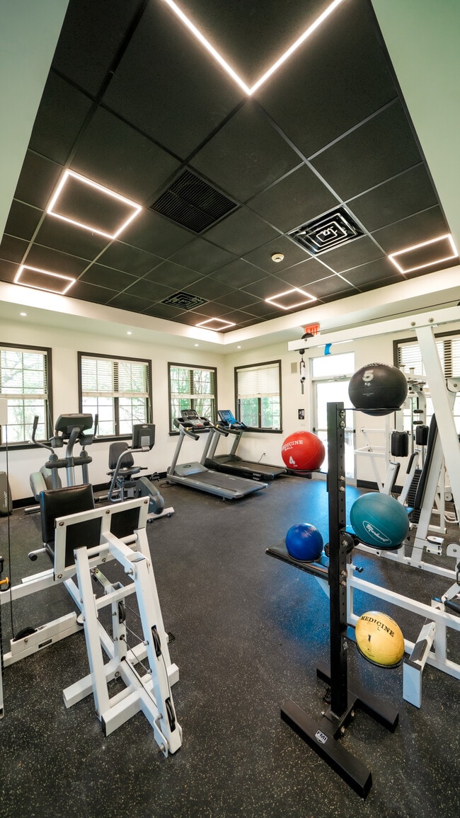 Gym - Valley View Apartments