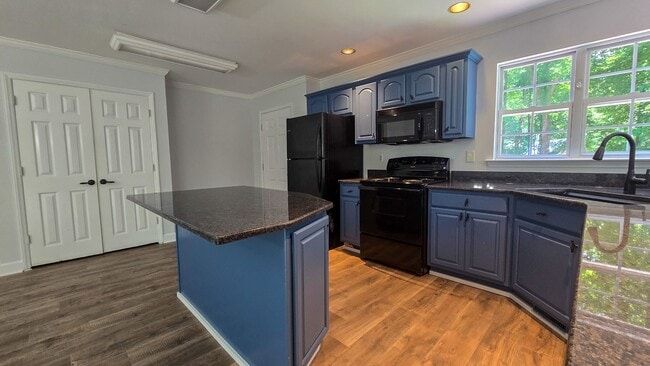 Photo - 5607 Whispering Pines Dr