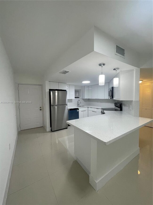 Photo - 8225 Lake Dr Unit 104