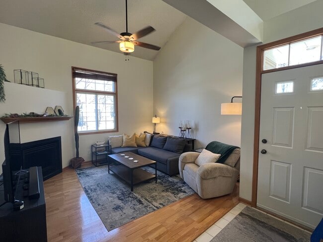 Photo - 17868 Cobblestone Way Townhome