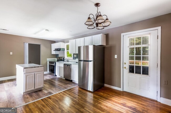 Photo - 2833 Cardo Dr NW