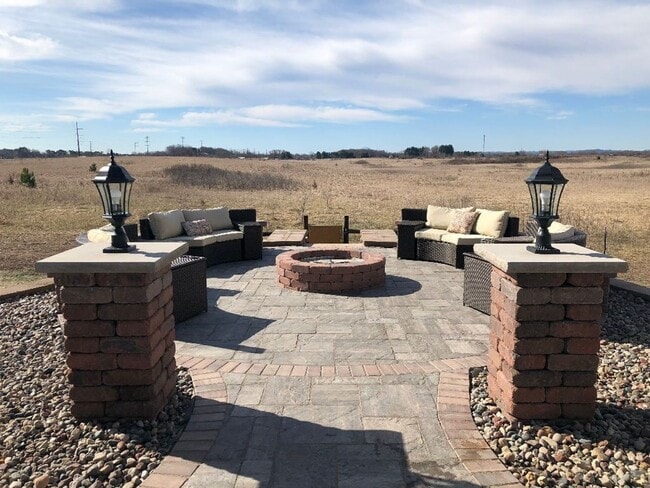 Photo - Grasslands Apartments