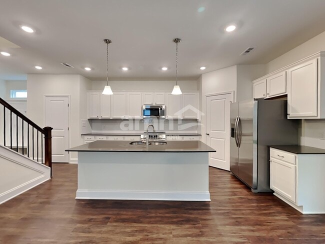 Photo - 3819 Kindness Wy