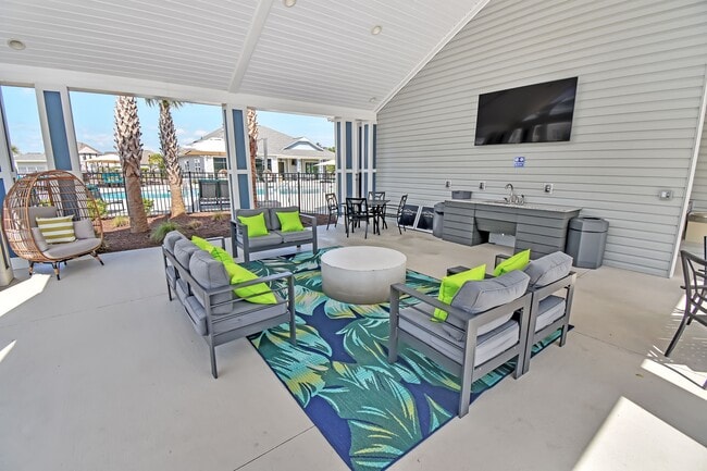GRANDVIEW AT CLEAR POND APARTMENTS