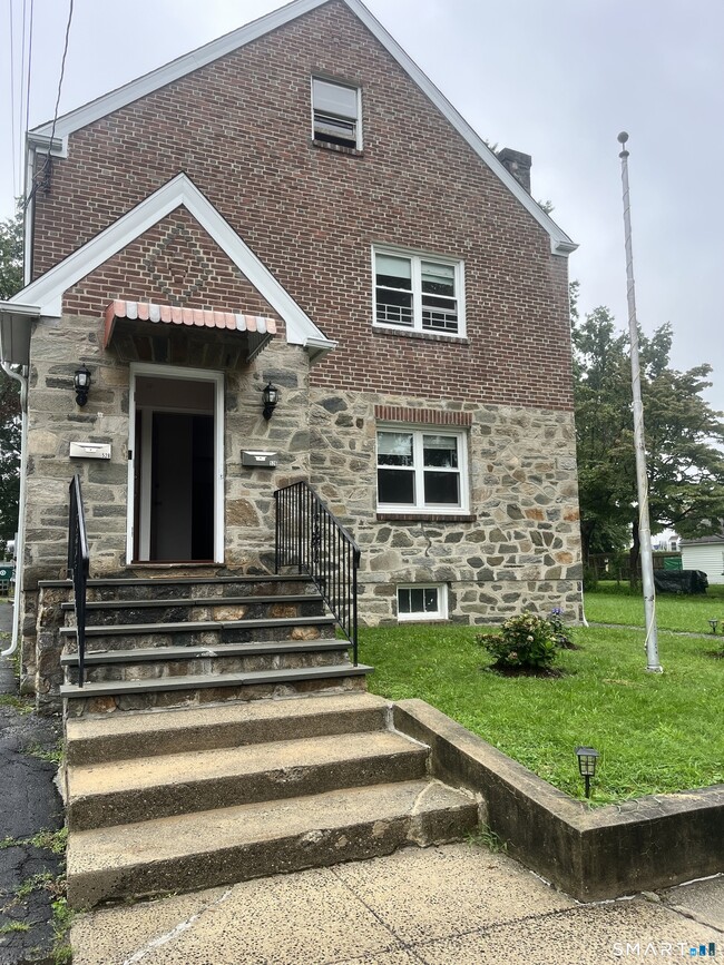 Photo - 526 Franklin Ave Unit 1