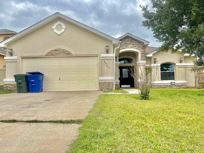 Building Photo - 3909 Aidin St