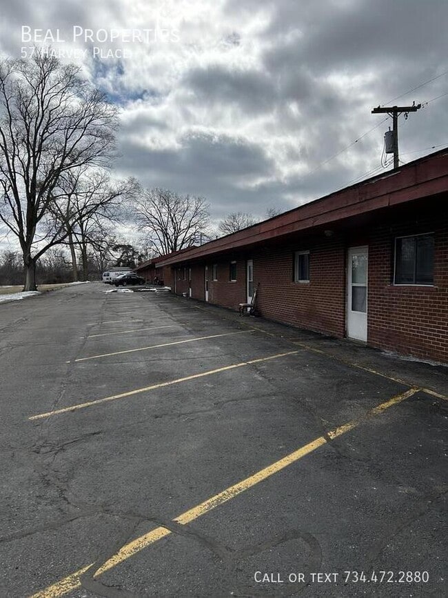 Photo - 57 Harvey Pl