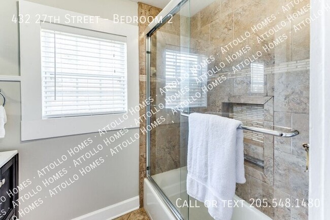 Photo - 432 27th St Unit Bedroom 2