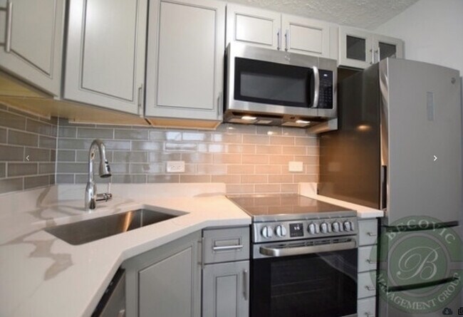 Photo - 7710 N Sheridan Rd Unit 206