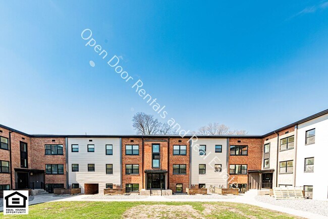 Photo - 1823 Griswold Dr Unit J01